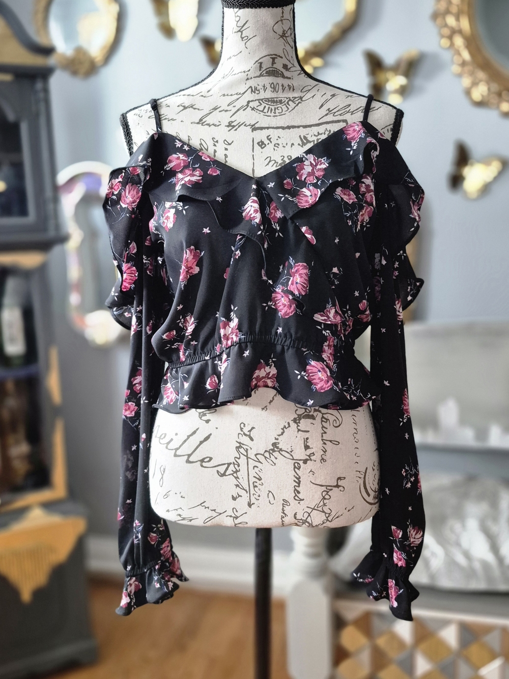 Divided Y2K Vibe Black Floral Cold-Shoulder Ruffle Blouse Size 8